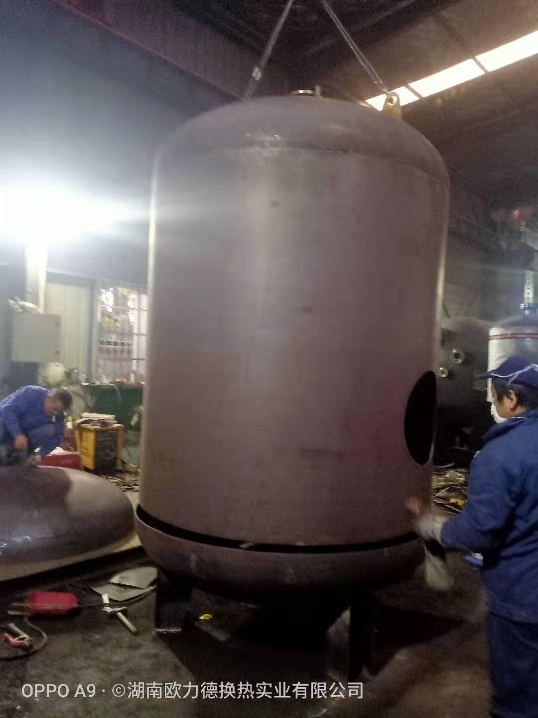 板式換熱器,板式換熱器機(jī)組,鈦材板式換熱器,板式冷凝器,全焊接板式換熱器,釬焊板式換熱器,衛(wèi)生級(jí)板式換熱器,寬流道板式換熱器,容積式換熱器,盤管換熱,換熱設(shè)備,板式冷卻器,換熱器廠家,換熱設(shè)備